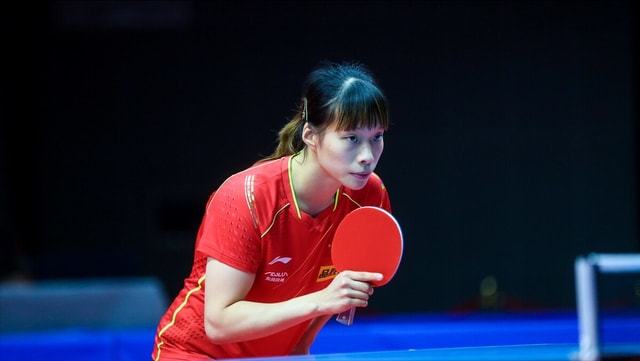 具侵略性的 具侵略性的