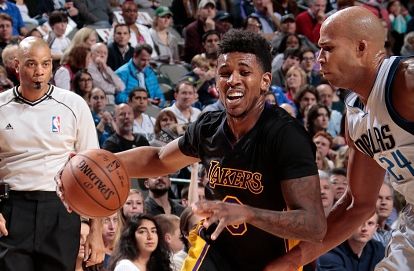 择保守回传 择保守回传